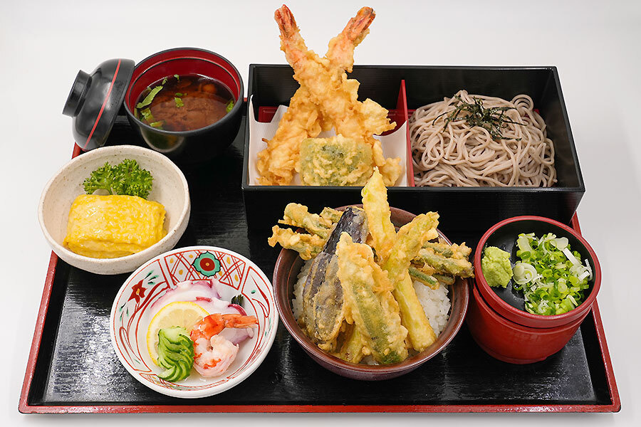 季節の野菜天ぷら盛り合わせ